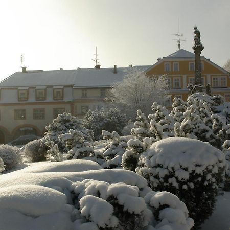 Pension & Restaurace Zeleny Mlyn Žacléř Eksteriør billede